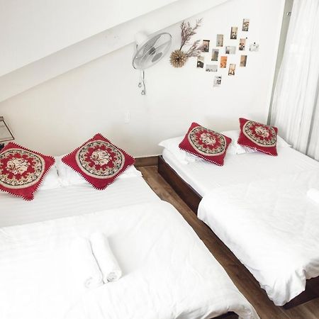 Khach San Thuy Tien Hotell Dalat Exteriör bild