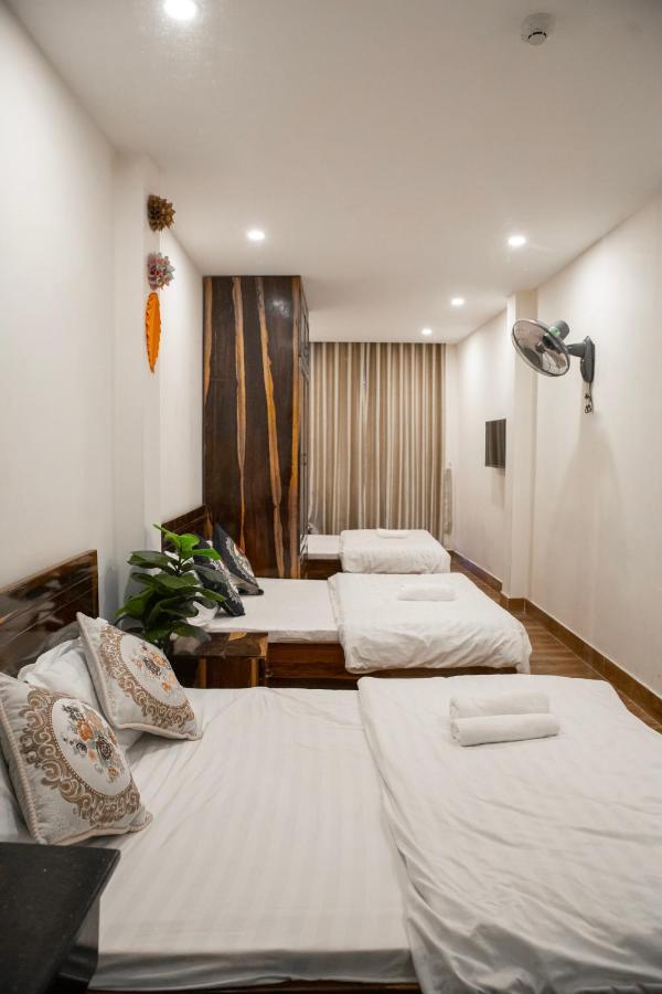 Khach San Thuy Tien Hotell Dalat Exteriör bild