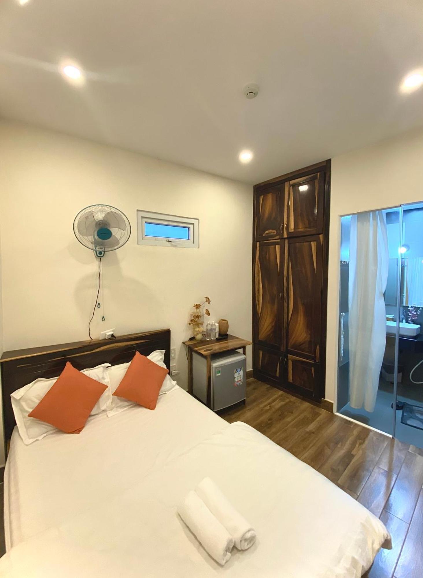 Khach San Thuy Tien Hotell Dalat Exteriör bild
